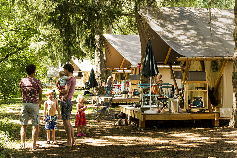 Glamping Camping Huttopia Les Châteaux